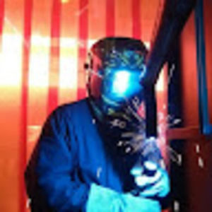 Meet your Posher, Jason